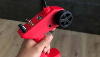 RC передатчик с пистолетной рукояткой............ 3