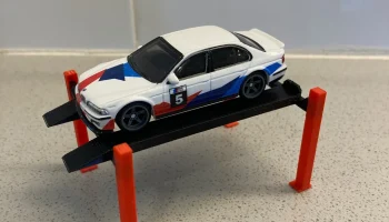 Литой под давлением стенд Hot Wheels с 4 опорами для автомоб 2