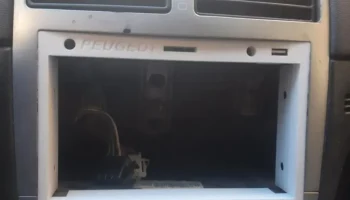 Пежо 307 рама 2 DIN 5