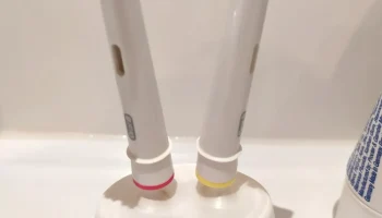 Подставка для насадки для электрической зубной щетки Oral.. Подставка для насадки для электрической зубной щетки Oral..