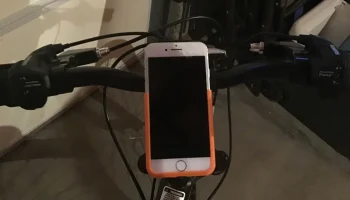 iPhone 8 крепление на велосипед