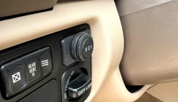 Land Cruiser 100 и заглушка круглого переключателя Tacoma... Land Cruiser 100 и заглушка круглого переключателя Tacoma...