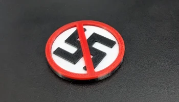 Жетон/монета "Антифашистская корзина покупок" ("FCK NZS")...