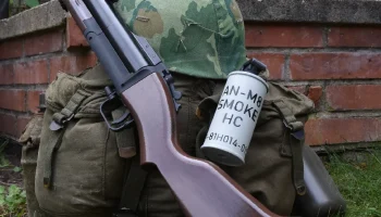 40-мм газовый гранатомет M79 Airsoft с маркировкой KANARR... 1