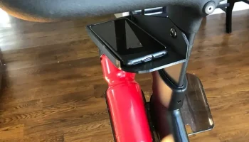 Peloton Bike+ Полка для телефона