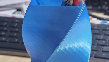 Pen Holder