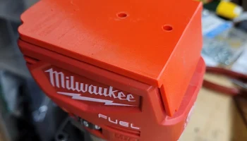 Держатель инструмента Milwaukee M18 7