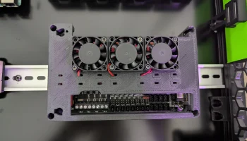 Крепление BTT Octopus на DIN-рейку с крышкой вентилятора...