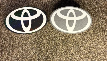 Крышка сцепного устройства Toyota 2
