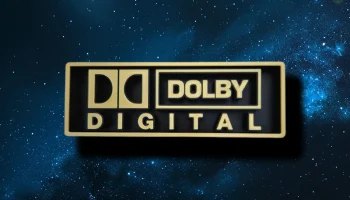 Коробка с вывеской для кинотеатра Dolby Digital Cinema......