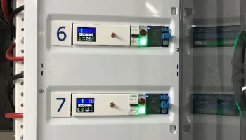 Caja Carril din para Pantalla и Placas DIY esp32 3