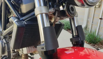 Защита ног вилки Honda VTR250