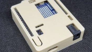 Чехол для Arduino Uno R4 (защелкивающийся)........ 2