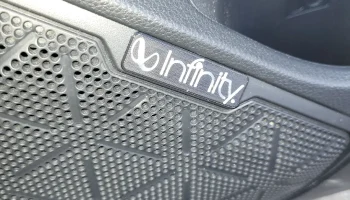 Логотип Infinity для динамиков Toyota RAV4............ Логотип Infinity для динамиков Toyota RAV4............