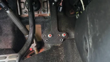 Кронштейн для перемещения проставки педали Veloster N (мо... 2