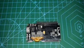 Коробка для Lolin ESP32 с OLED 7