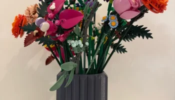 Ваза для цветов LEGO./LEGO wazon do kwiat&oacute;w.