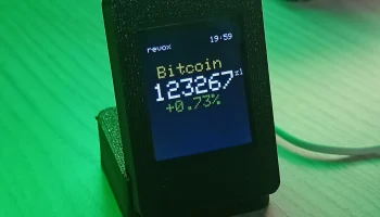 1,8-дюймовый ЖК-дисплей с ценовым индикатором криптовалют..