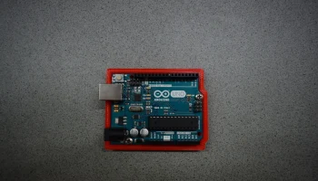 Корпус Arduino UNO rev3 - тяжелый бампер 1