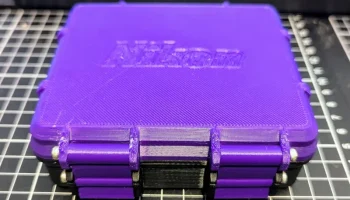 Прочный бокс для Nikon Aculon T02