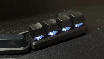 Adafruit Neokey 1x4 и Seeed Studio Xiao Macropad Adafruit Neokey 1x4 и Seeed Studio Xiao Macropad