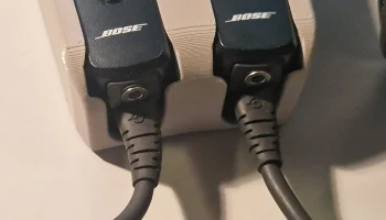 Держатель модуля управления авиационной гарнитурой Bose A... 4