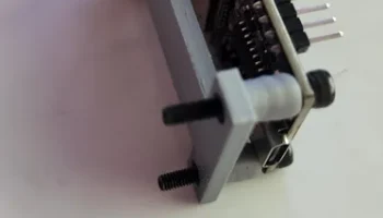 Крепление ESP32 для винтовой или командной планки........