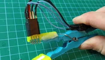Адаптер Flashe(r)klammer DIP-8 (ATtiny85) 1