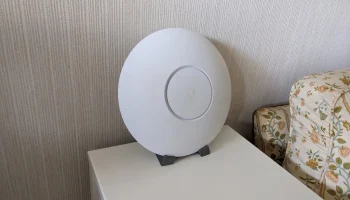 Подставка Unifi WiFi 6 Long Range (U6-LR) 1