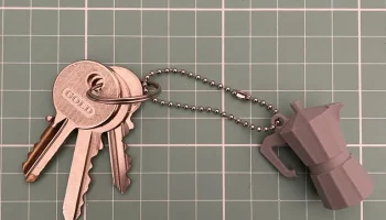 Итальянский брелок для кофеварки...... 1