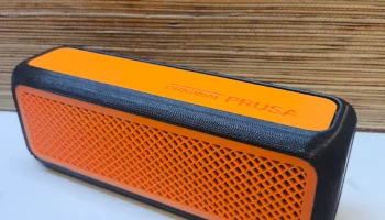 Полностью распечатанный Bluetooth-бумбокс........