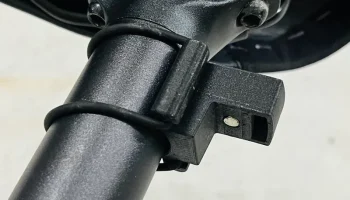 Прочное крепление для велосипедного фонаря Knog Plus 1