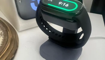 Магнитная подставка для зарядки Mi Band 9