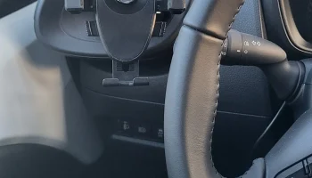 Держатель для телефона Toyota AygoX 2