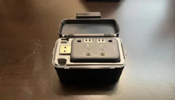 Держатель для аккумулятора и зарядного устройства Emax 1S.. 2