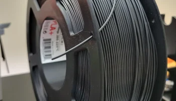 Внутренняя многоразовая катушка с нитью v2...