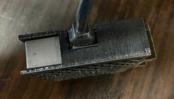 Крепление Seagate OneTouch на DIN-рейку 1