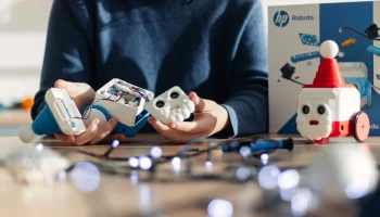Роботы HP | Рождество Санта-Отто 1