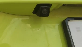 Крепление задней камеры Toyota Sienta 15-20............. 3