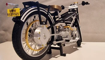 Мотоцикл BMW R32 1925 года выпуска, масштаб 1:6,5. Дизайнер  6