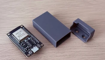 Корпус ESP32 BT Proxy и настенное крепление 3