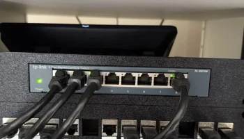 TP-Link TL-SG108/SG608E для монтажа в 10-дюймовую стойку.... 1