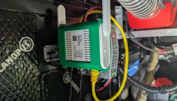 Боковое крепление DIN для маршрутизатора GL.iNet GL-SFT12..