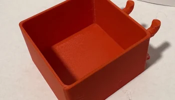 Коробка из перфорированного картона 60 на 60 мм 1