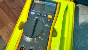 Вставка в прочный корпус Fluke 115 - ТПУ........ 1