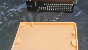Нижняя крышка платы расширения ESP32S........
