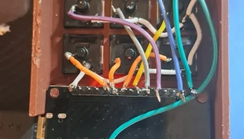 Плата ESP32 + корпус с 9 переключателями........