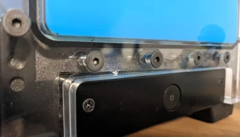 Резервуар на передней панели NCASE M1 V6.1...... 4