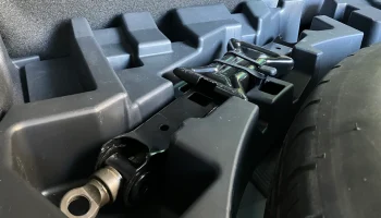 Toyota Compact Scissor Jack Pinch Weld Pad 3