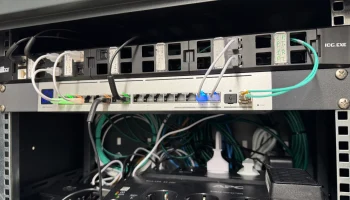 Unifi USW-Pro-Max-16 Монтаж в стойку